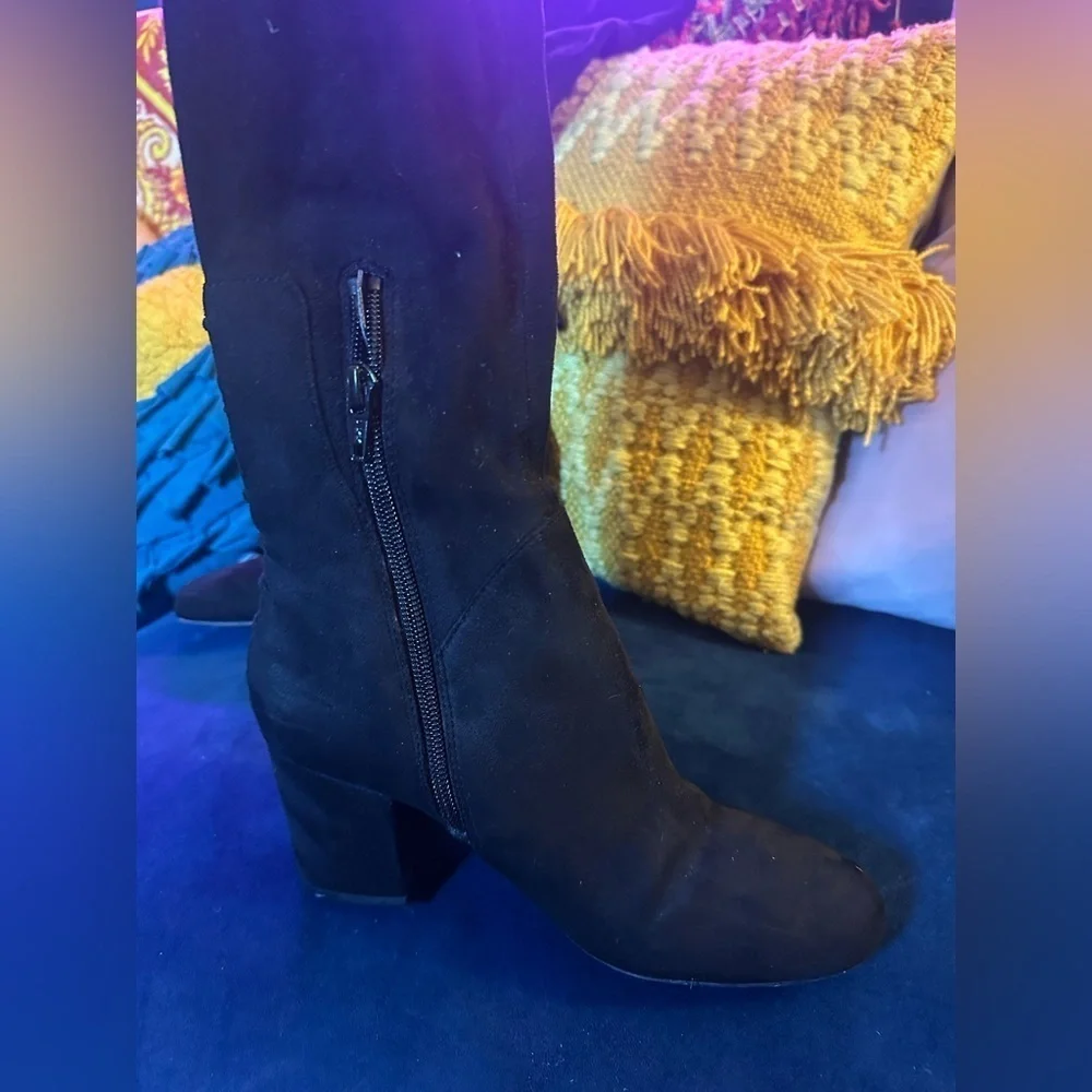 ALDO knee high velvet boot sz 5